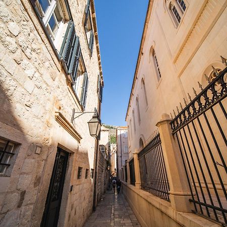 Sunce Palace Apartments With Free Offsite Parking دوبروفينك المظهر الخارجي الصورة